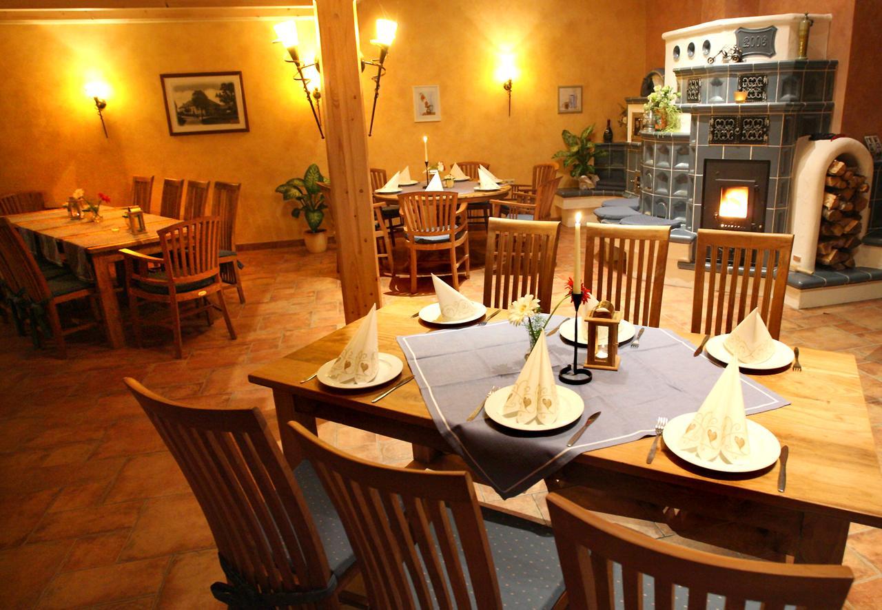 Landhotel "Lichte Aue" Lichtenau Stutzengrun Екстериор снимка