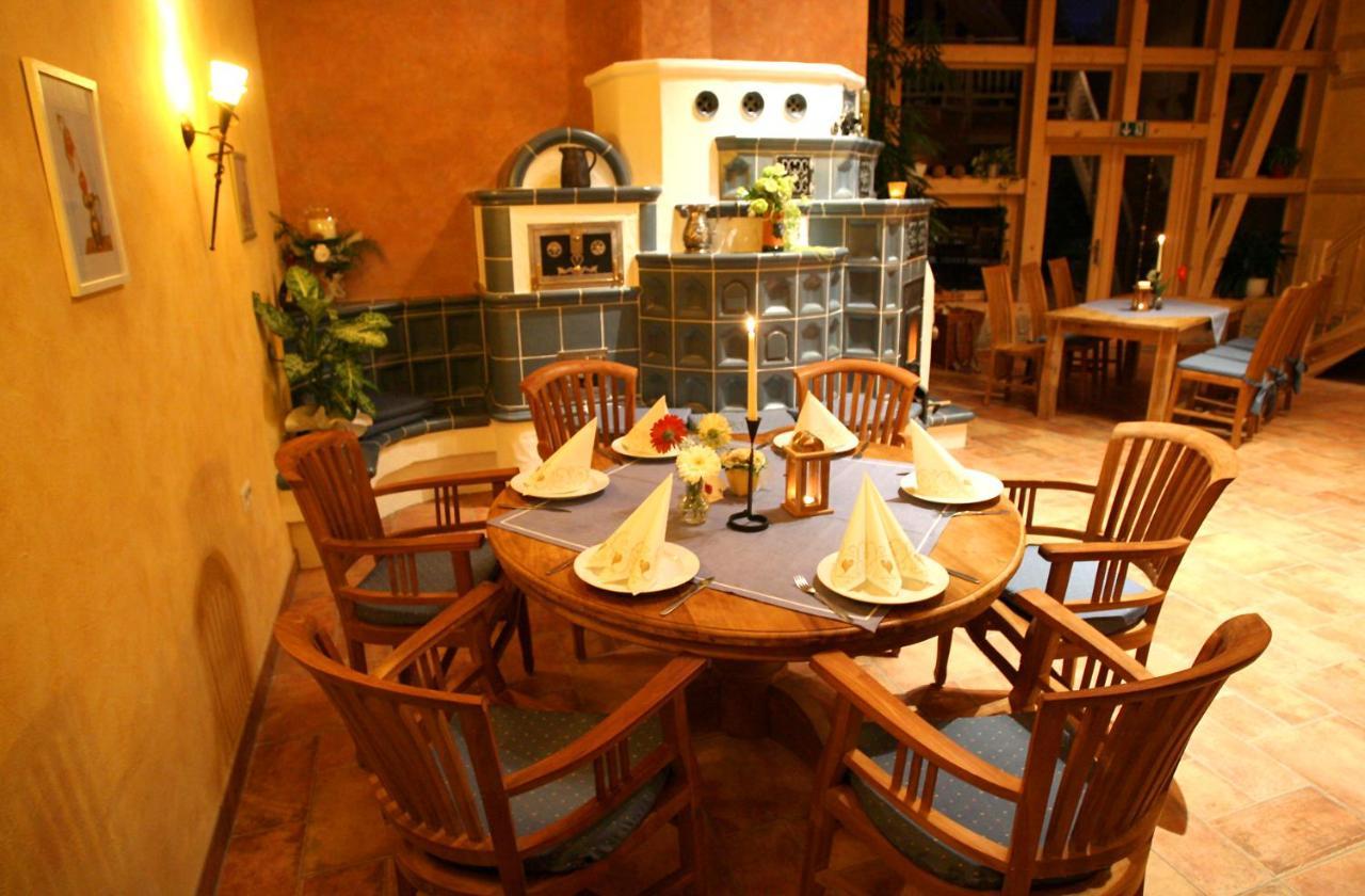 Landhotel "Lichte Aue" Lichtenau Stutzengrun Екстериор снимка