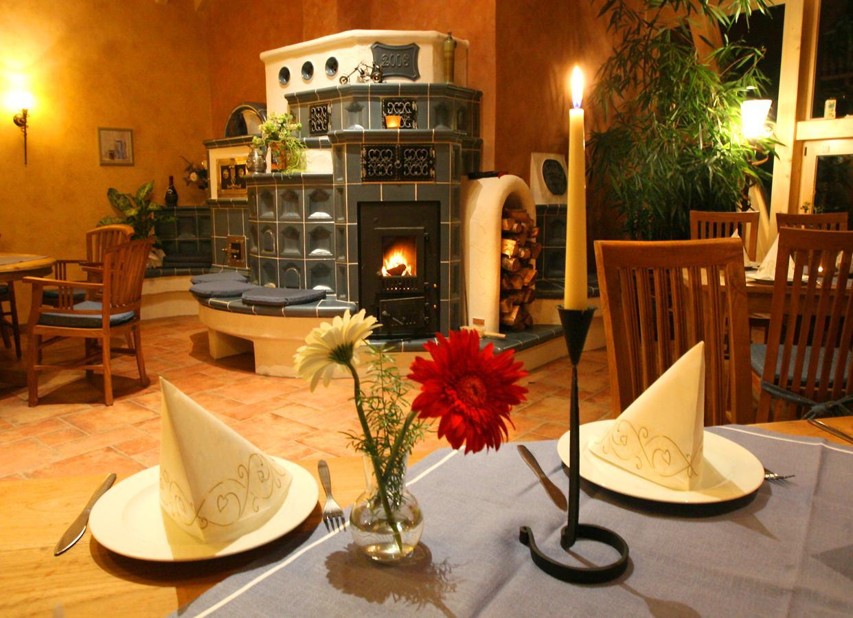 Landhotel "Lichte Aue" Lichtenau Stutzengrun Екстериор снимка